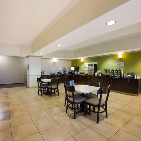 Sleep Inn & Suites Colby Kültér fotó