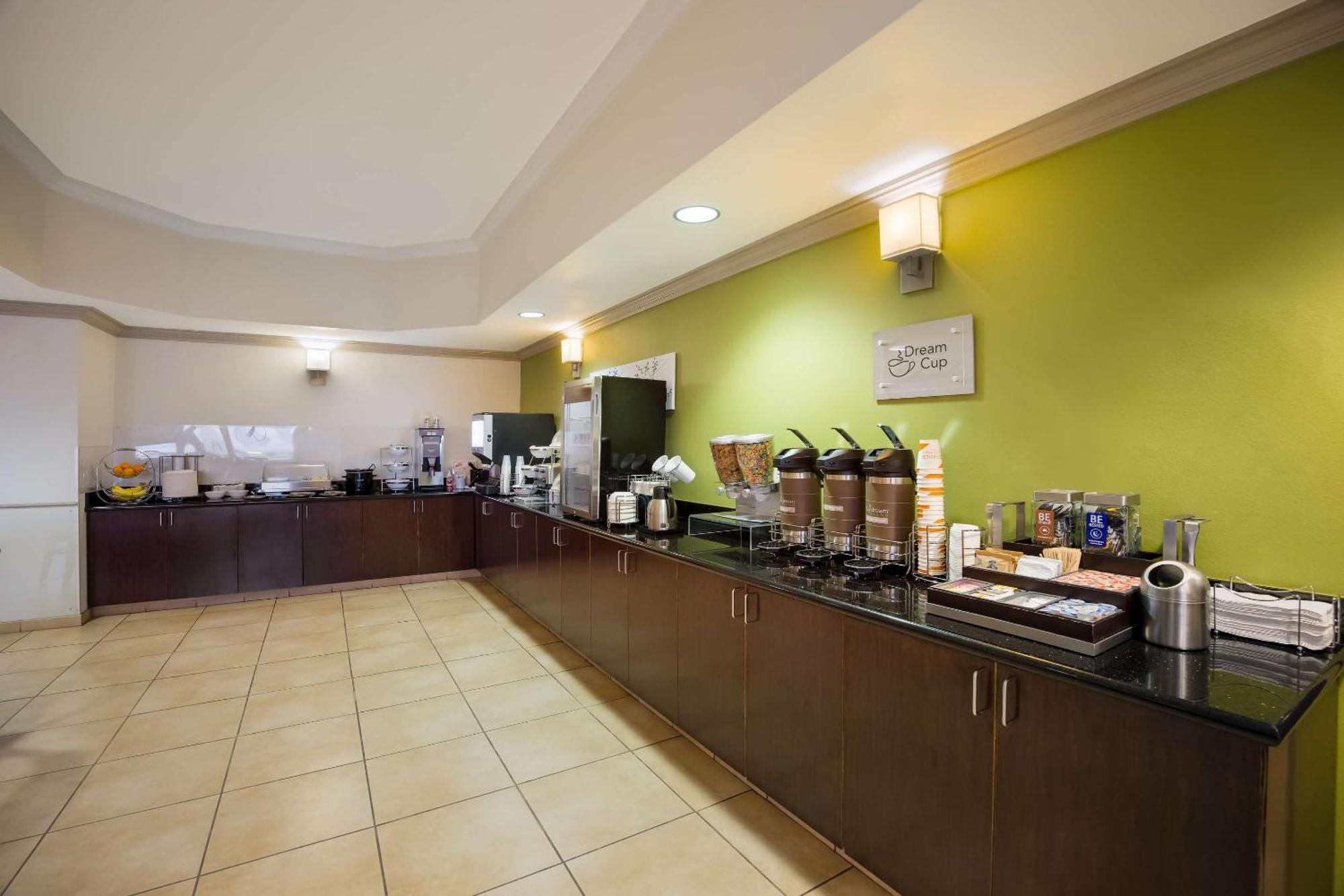 Sleep Inn & Suites Colby Kültér fotó
