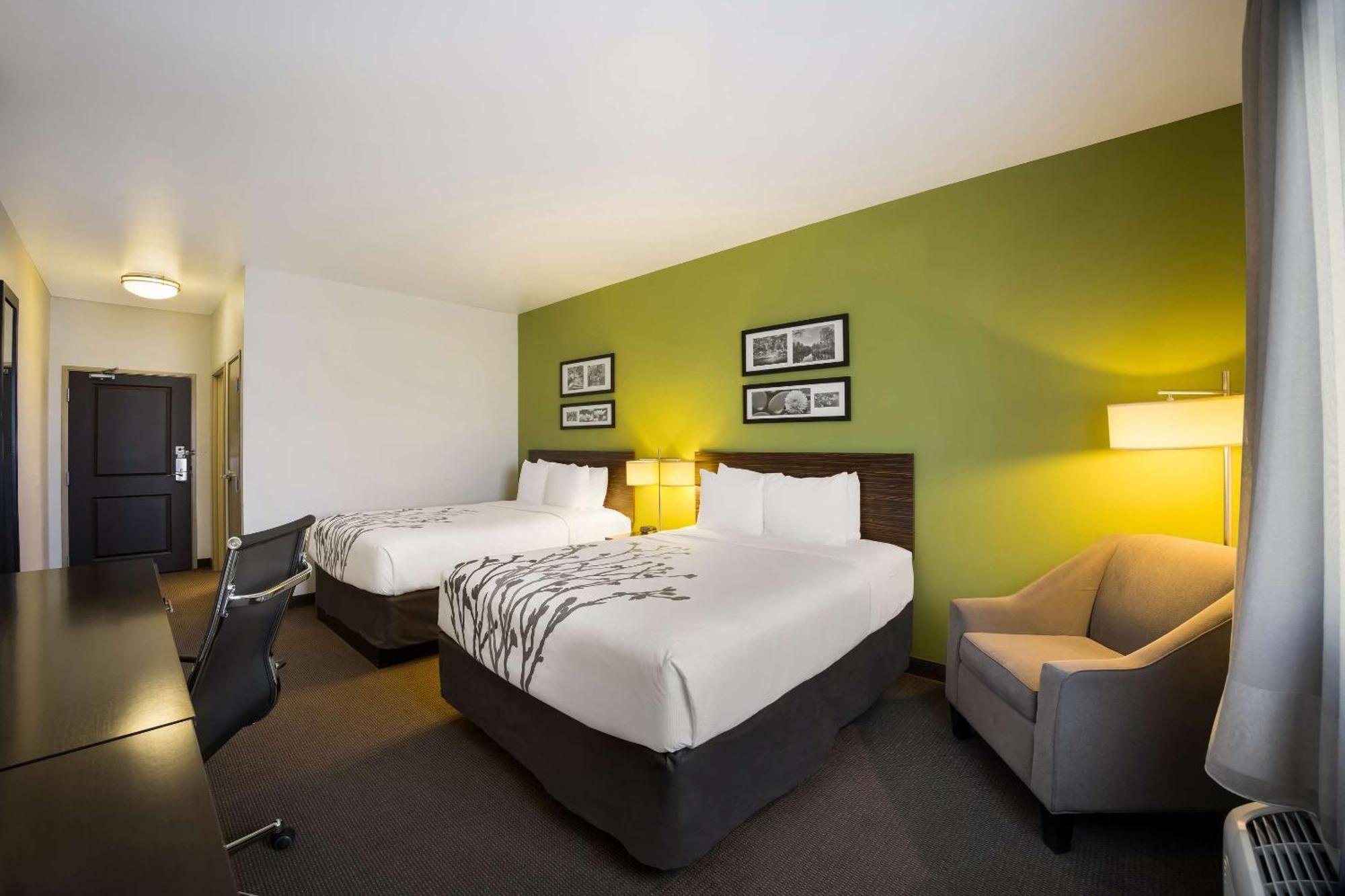 Sleep Inn & Suites Colby Kültér fotó