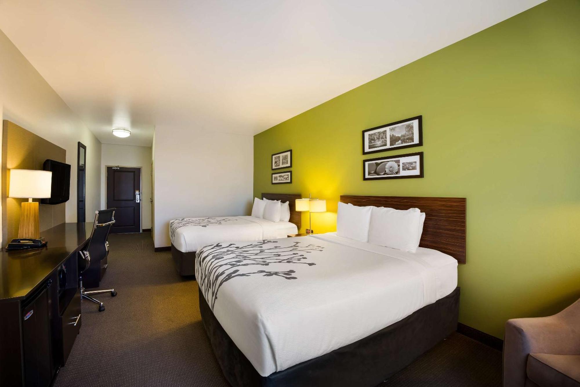 Sleep Inn & Suites Colby Kültér fotó